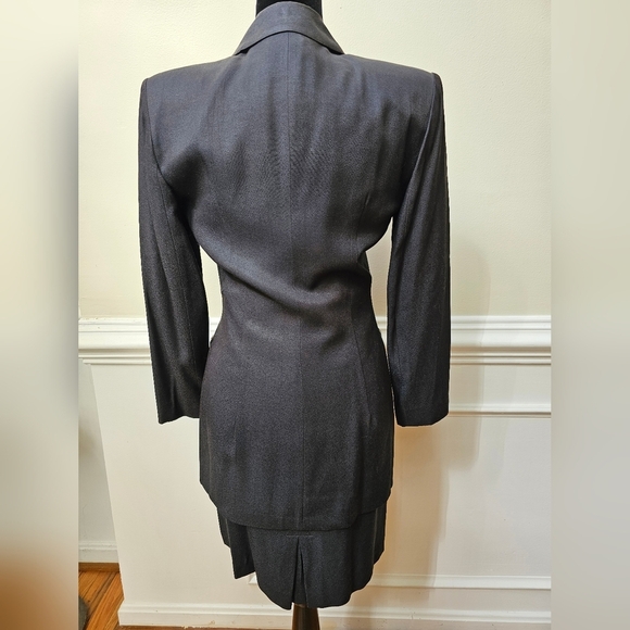 Cache Vintage Women's Skirt Suit Black with Embellished Pockets & Buttons Size 6 - Picture 5 of 11